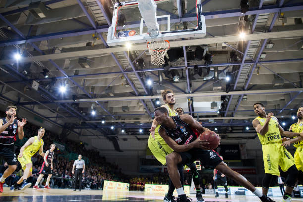 更需要团队 更需要团队