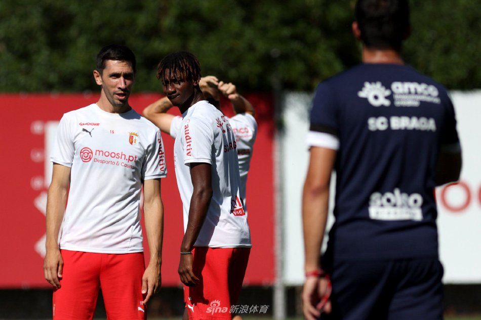 抢每一个篮 抢每一个篮