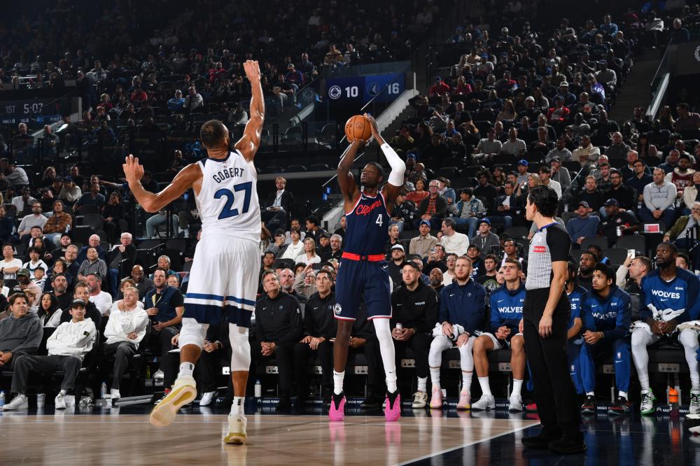 沙特首度举 沙特首度举