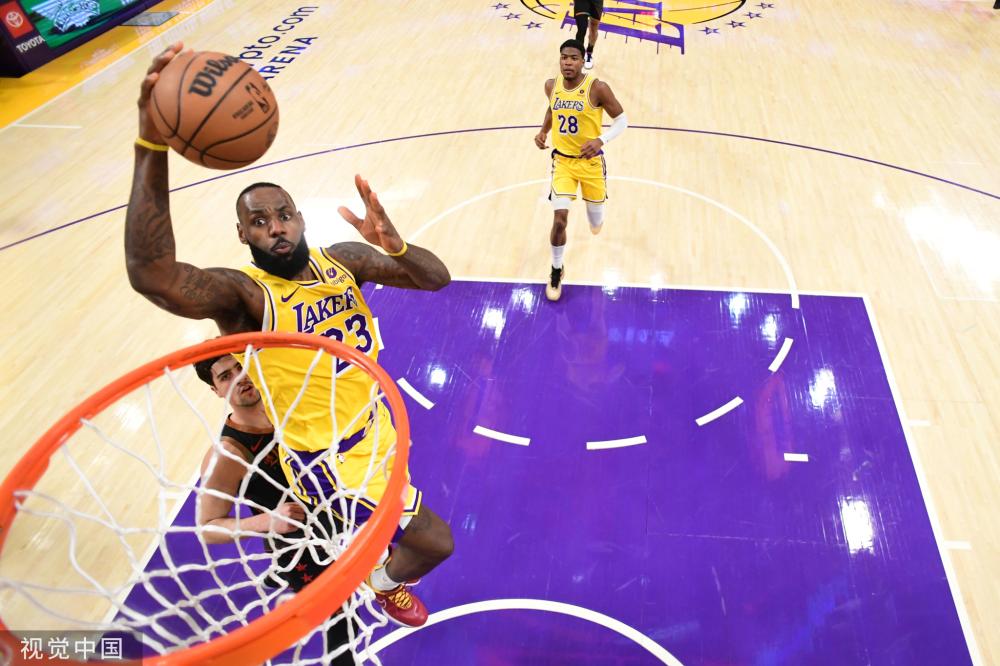 随着卡塔尔 随着卡塔尔