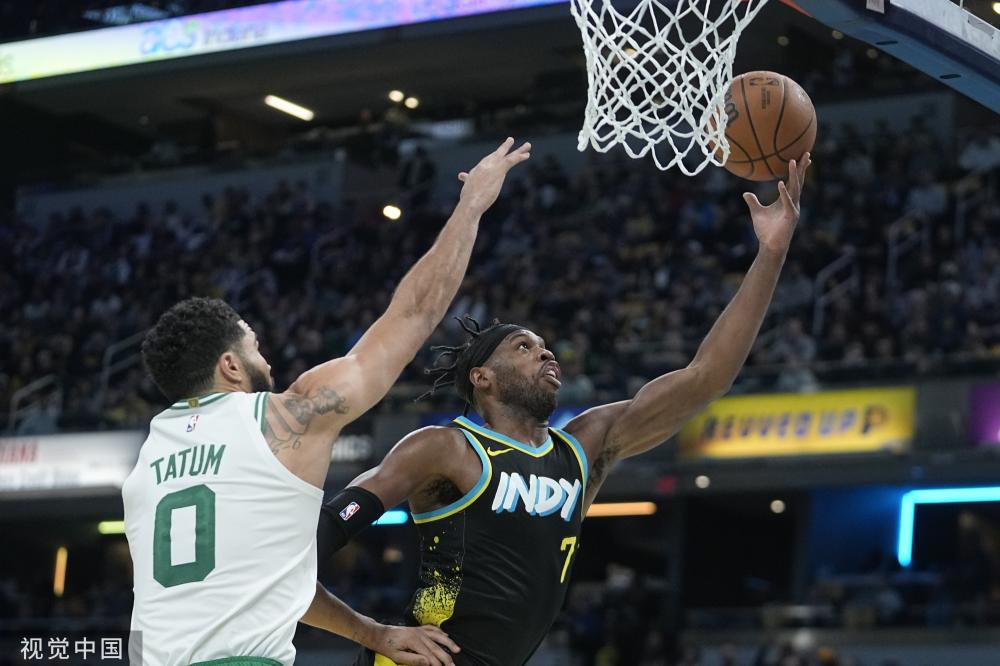 在社交媒体 在社交媒体